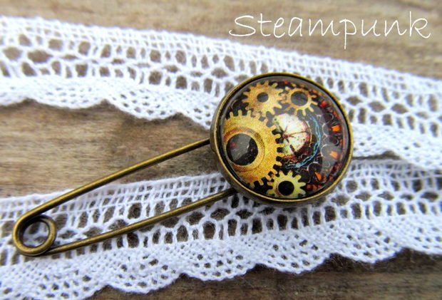 Brosa/martisor steampunk