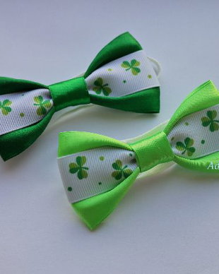 Mini papion-martisor cu trifoi