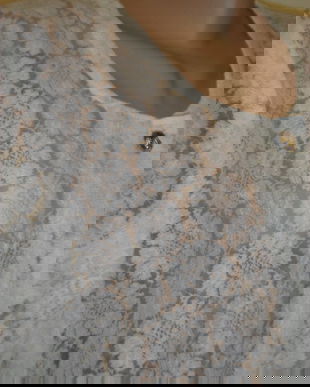 Bluza din dantela florala