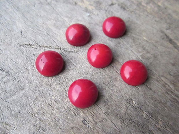 Cabochon coral rosu 10 mm