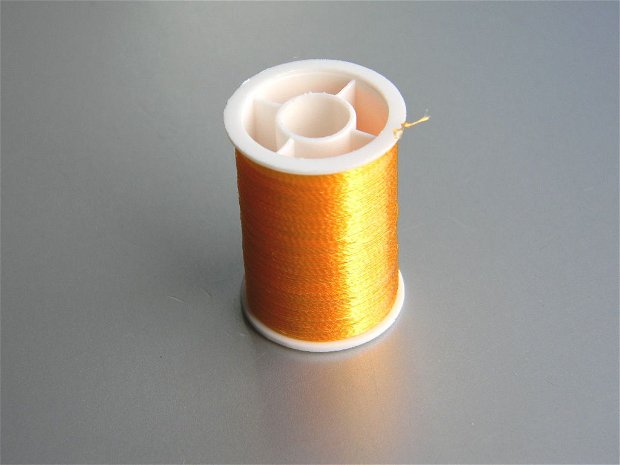 Bobina fir textil culoare metalizata AT3