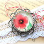Brosa/martisor baza argintie&print cu mac rosu si sticla