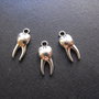PANDANTIV DINTE - 20 X 8 MM