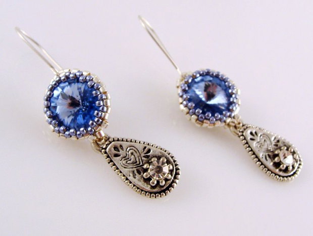 Cercei din margele si cristal Swarovski