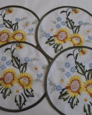 PLACEMAT ROTUND