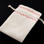 Saculeti material textil, cusatura decorativa rosie, 11x8.5cm