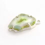 Conector agata & quartz feliuta neregulata in nuante de verde galbui in rama argintata