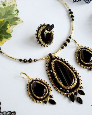 "Black & Gold" - Set colier, cercei, inel