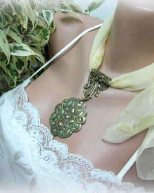Esarfa colier Vintage