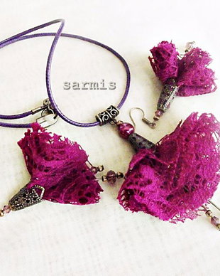 Set cu clopotei dantelati violet