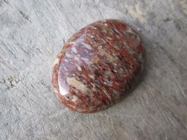 Cabochon jasp aprox 40x30mm