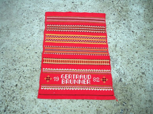 Broderie manuala