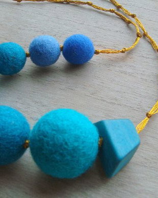 Colier Rhapsody In Blue