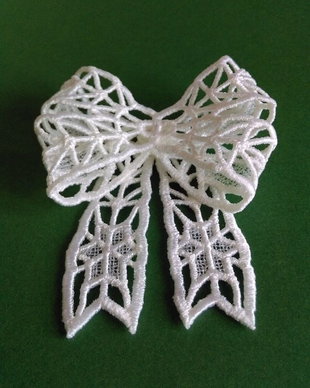 Funda alba brodata 3D