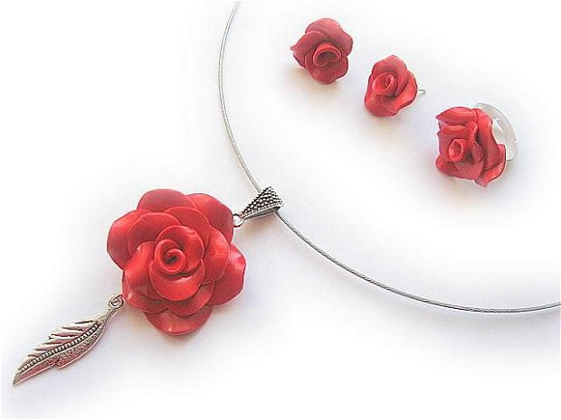 Set bijuterii cu trandafiri rosii 10639