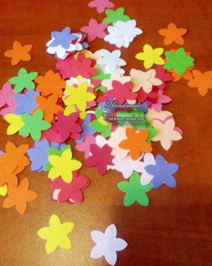 Confetti flori