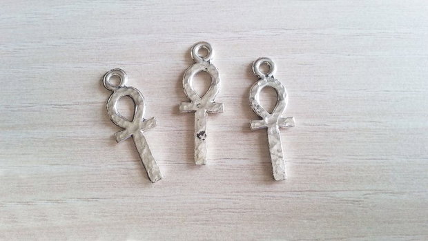Charm argintat simbol egiptean "Ankh " 25x8mm (SRG0 013)