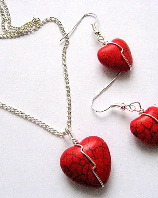 set howlite rosu cu inimioare 18592