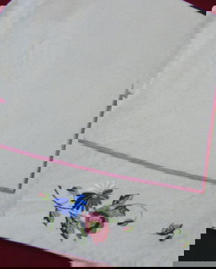 Fata de masa brodata