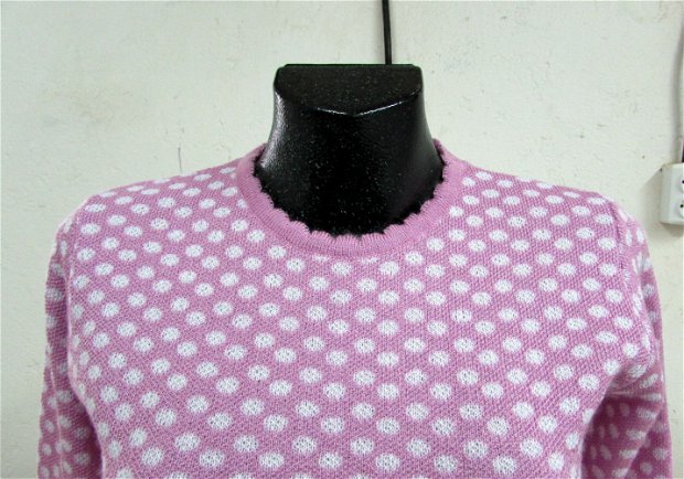 Bluza din tricot cu buline