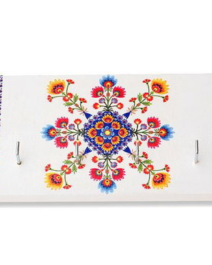 Cuier din lemn handmade motiv traditional- 8206