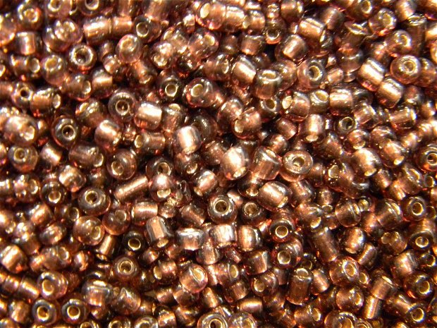Margele nisip 4 mm (100 gr.)  (4-26)