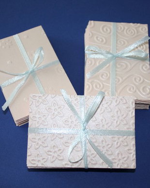 Cartonase embosate, ivory