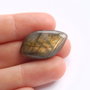 Cabochon Labradorit free form