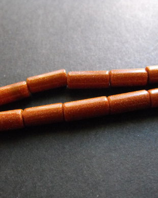 GOLDSTONE TUBURI - 14 X 6 MM