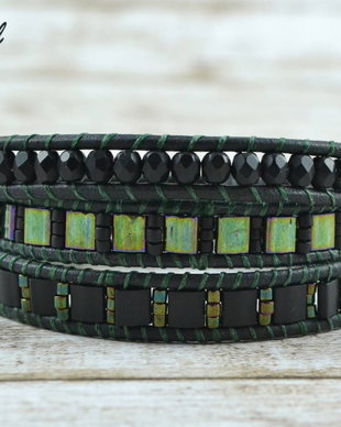 Bratara wrap cu snur de piele si cristale ''My Little Dragonfly''