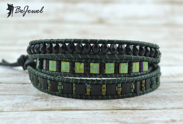 Bratara wrap cu snur de piele si cristale ''My Little Dragonfly''