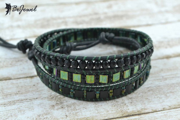 Bratara wrap cu snur de piele si cristale ''My Little Dragonfly''