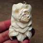 6757 - Pandantiv, os sculptat de bizon, agatatoare argint 925