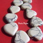 Inimi mari din howlit natural aprox 7x21x25 mm