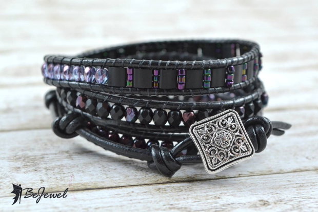 Bratara wrap cu snur de piele si cristale ''Darkfeather''