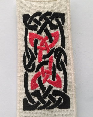 Husa ochelari sau telefon cu broderie motiv celtic