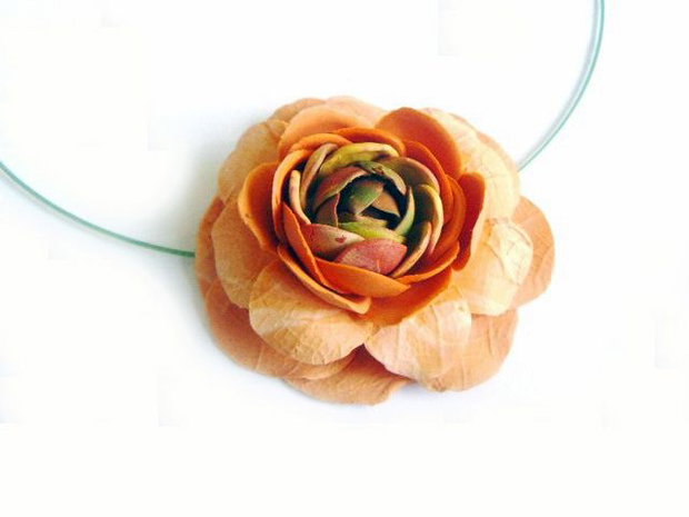 Colier cu floare mare - COMANDA