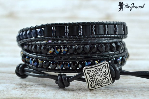 Bratara wrap cu snur de piele si cristale ''Midnight magic''