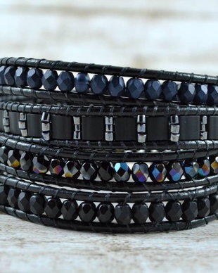 Bratara wrap cu snur de piele si cristale ''Midnight magic''