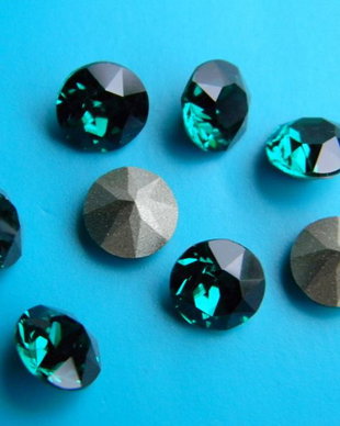 Swarovski Chaton 1088-SS34 (7,2 mm) - 205