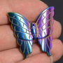 7866V - Pandantiv, hematit electroplacat, nuante curcubeu, metalizat, semilucios, fluture, 32x31x4mm