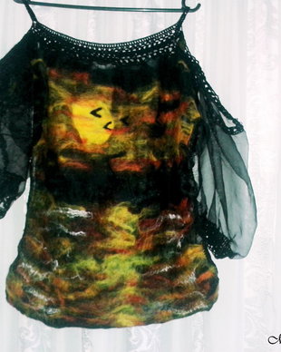 Bluza impaslita pe organza - Luna plina rezervat
