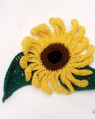 Brosa floare crosetata