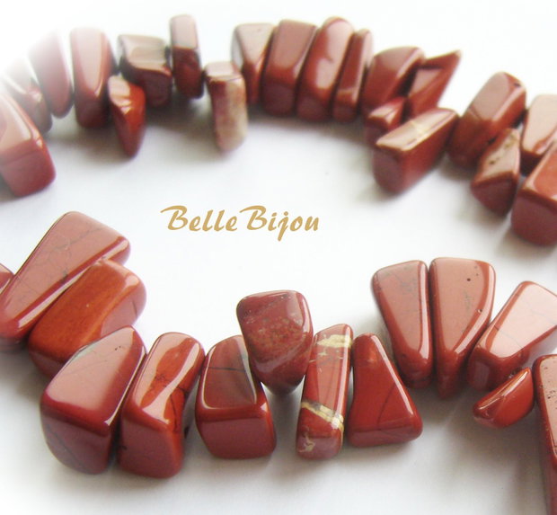 (10 bucati) Red jasper colti aprox 5-7x10-16x4-7mm