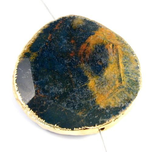 7897 - Pandantiv, agata fatetata, semimata, margine aurie, orificiu transversal, albastru bleumarin galben