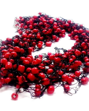 Colier crosetat Black and Red
