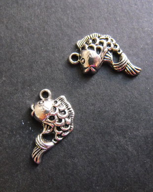 PANDANTIV PESTISOR - 20 X 12 MM