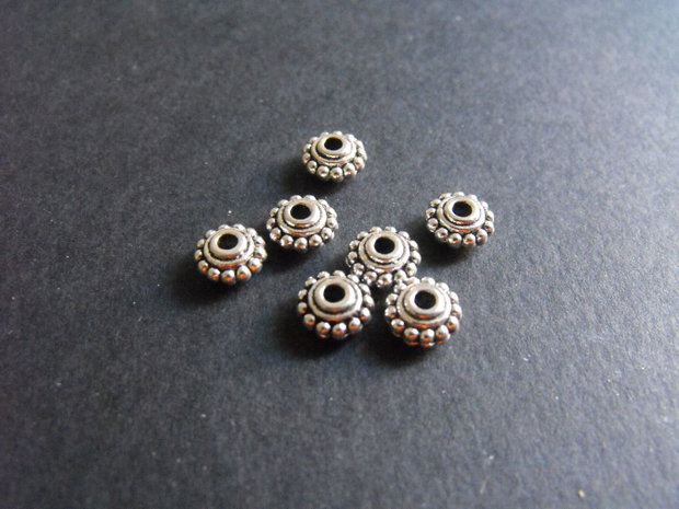 DISTANTIER - 8 X 4 MM