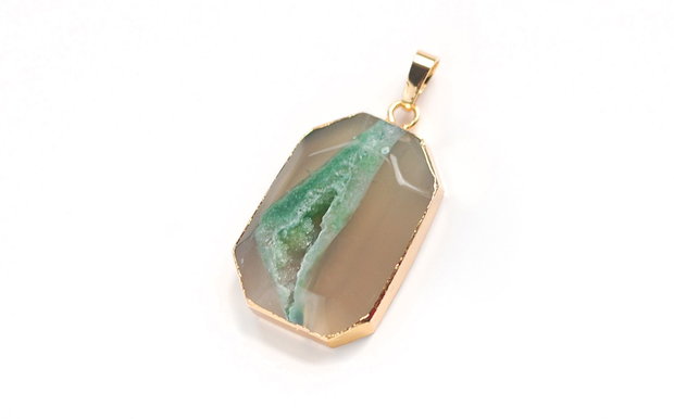 Pandant agata druzy electroplacata cu aur