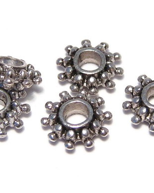 Distantier metalic, argintiu antichizat, 8.5x3 mm